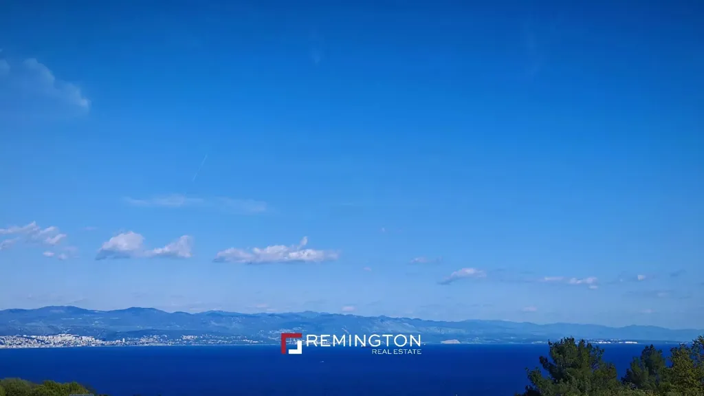 Modern Apartment with Sea Views in Opatija