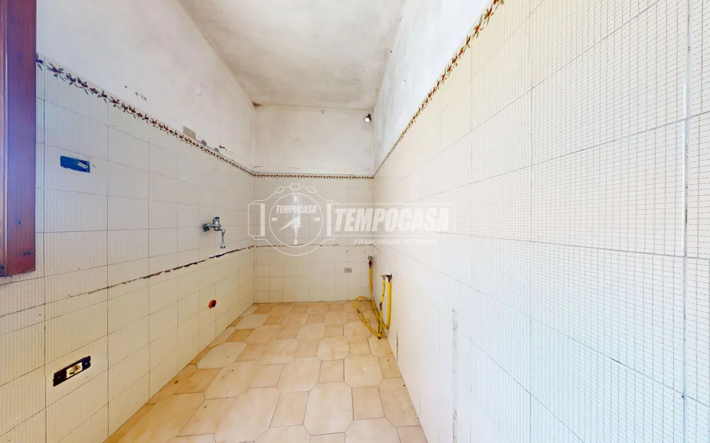 Bathrooms - Independent House with Terraces in Corigliano d'Otranto