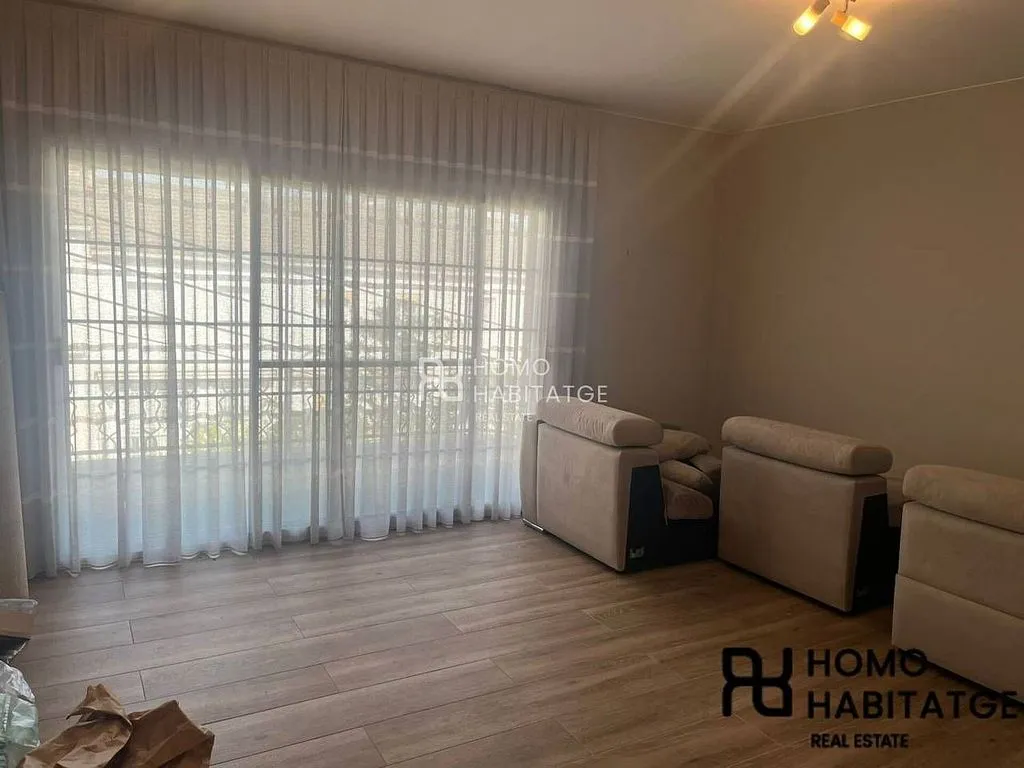 Elutuba - Modern Flat with Balcony in Egara, Terrassa