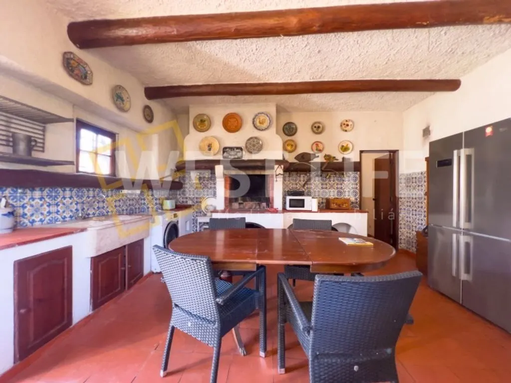 Cuisine - Luxury Villa with Garden in Mafra