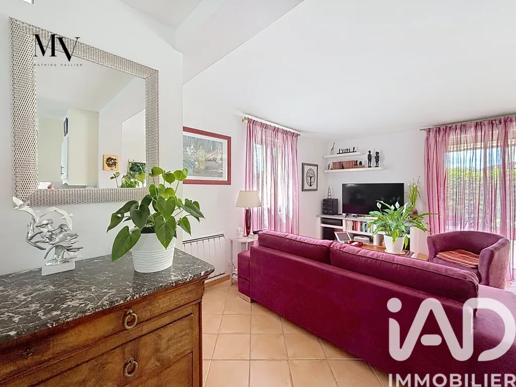 Séjour - Maison avec Piscine et Terrasse à Bandol