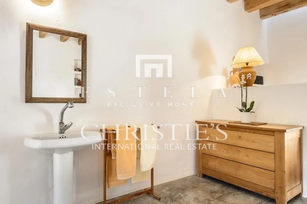 Vannitoad - Restored Finca with Pool in San Antonio