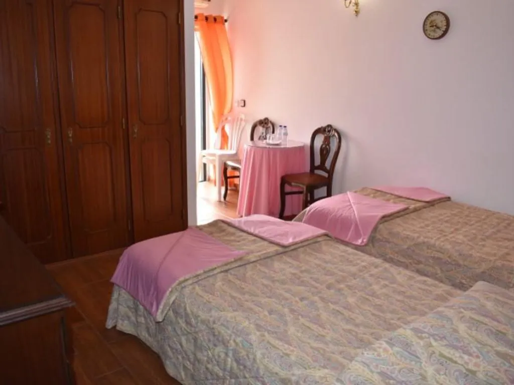 Bedrooms - Luxury Hotel with Pool in Estoril, Cascais