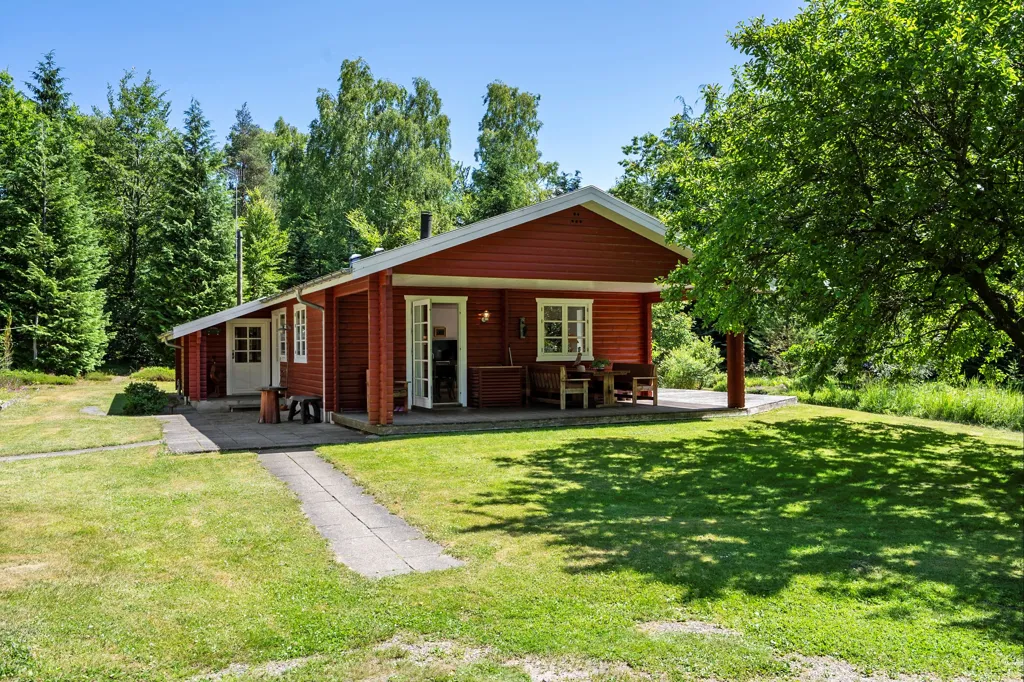 Garden - Holiday Home with Large Garden in Sejs-Svejbæk