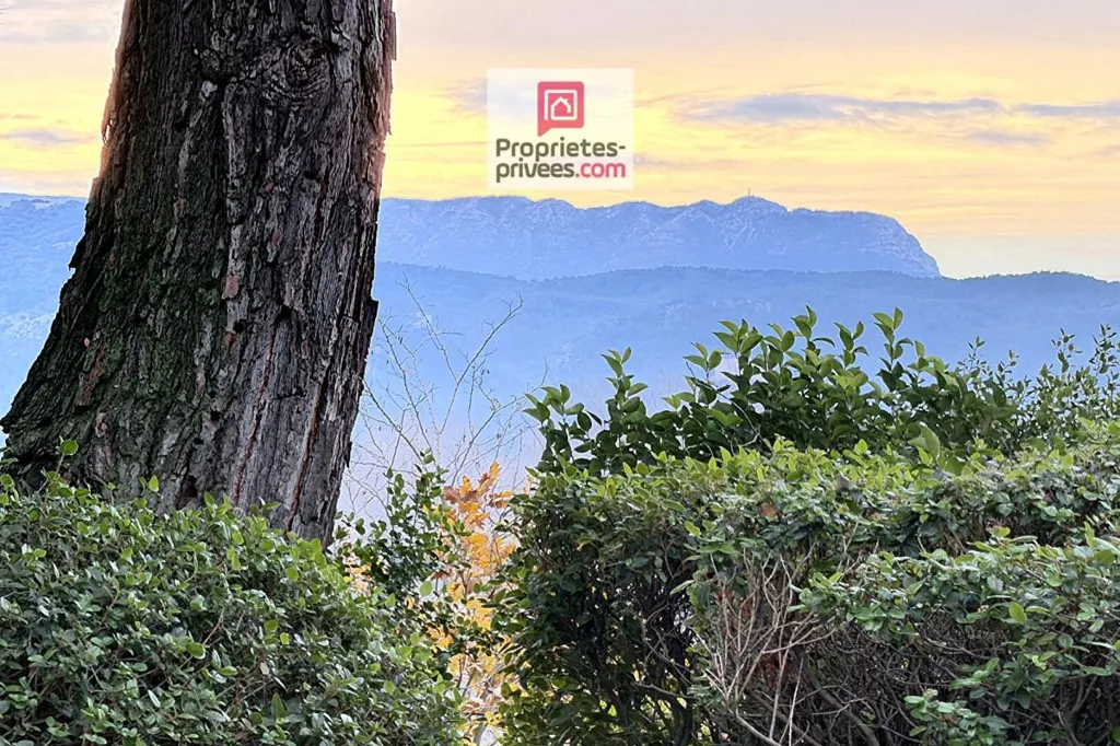 Mas Provençal avec Vue sur la Sainte Victoire à Pertuis