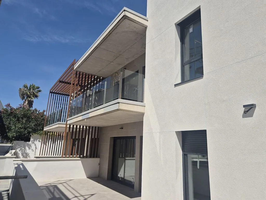 Välivaade - New Flat with Pool in Cambrils