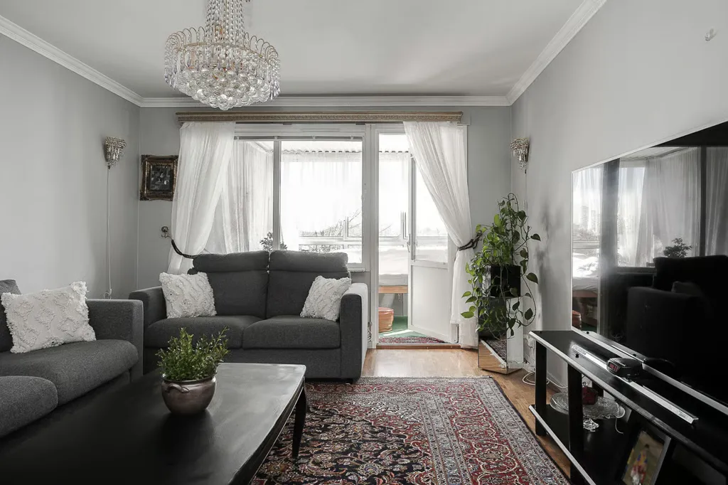 Elutuba - Renovated Flat with Glass Balcony in Kalmarhus