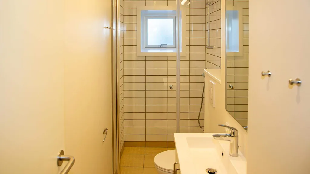 Vannitoad - Renovated Flat with New Kitchen in Frederikshavn
