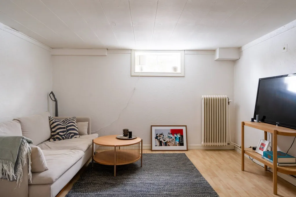 6-toaline maja asukohas Uppsala kommun