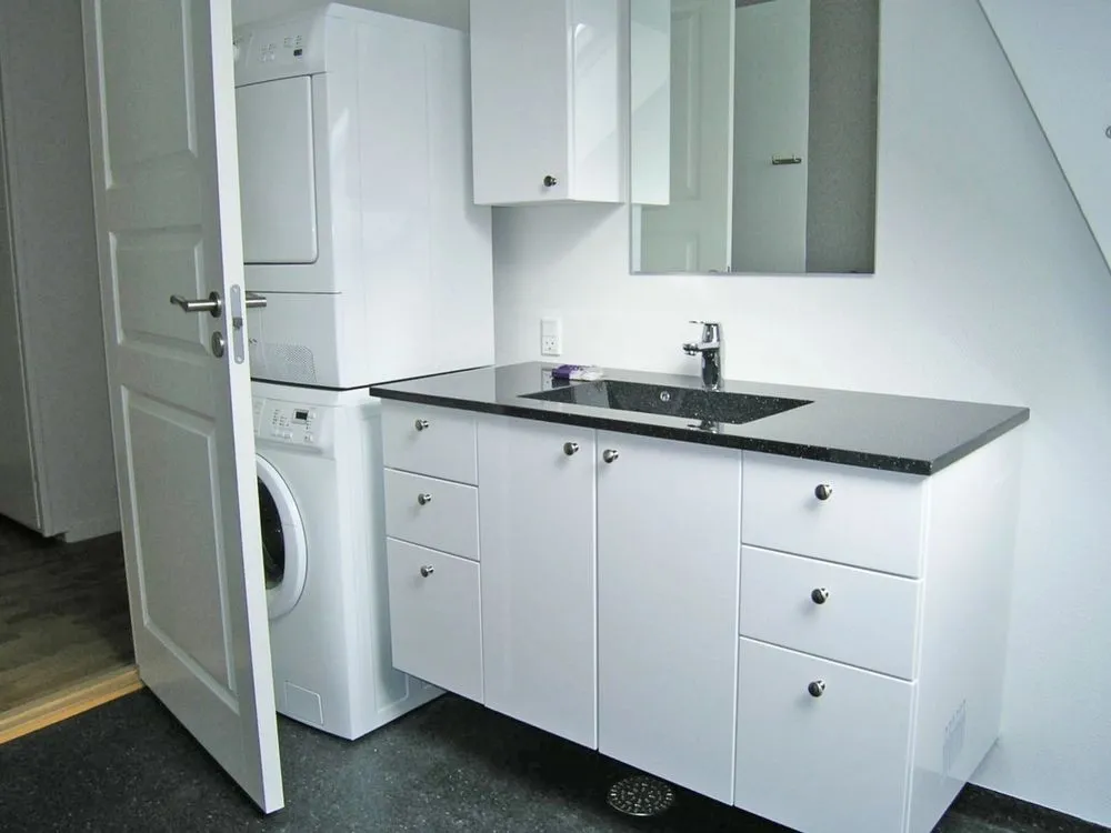 Utility Room - Spacious Flat with Church Square View in Midtown