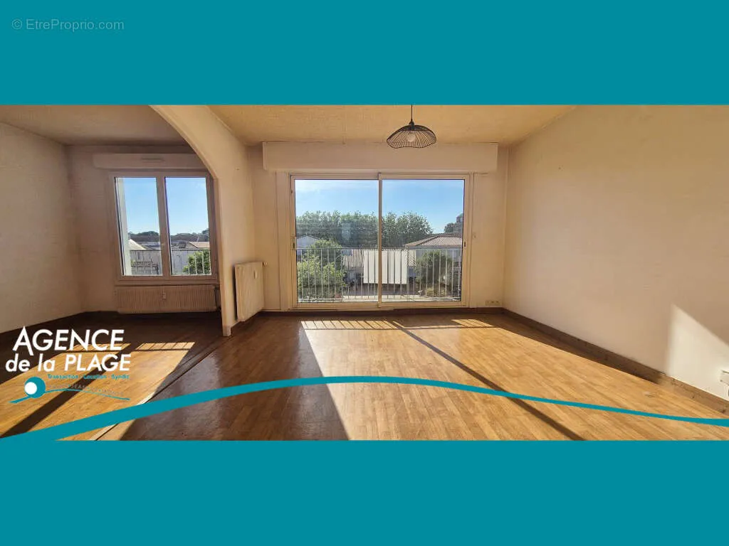 Stanze - Centre Flat with Balcony in Saint Jean De Monts