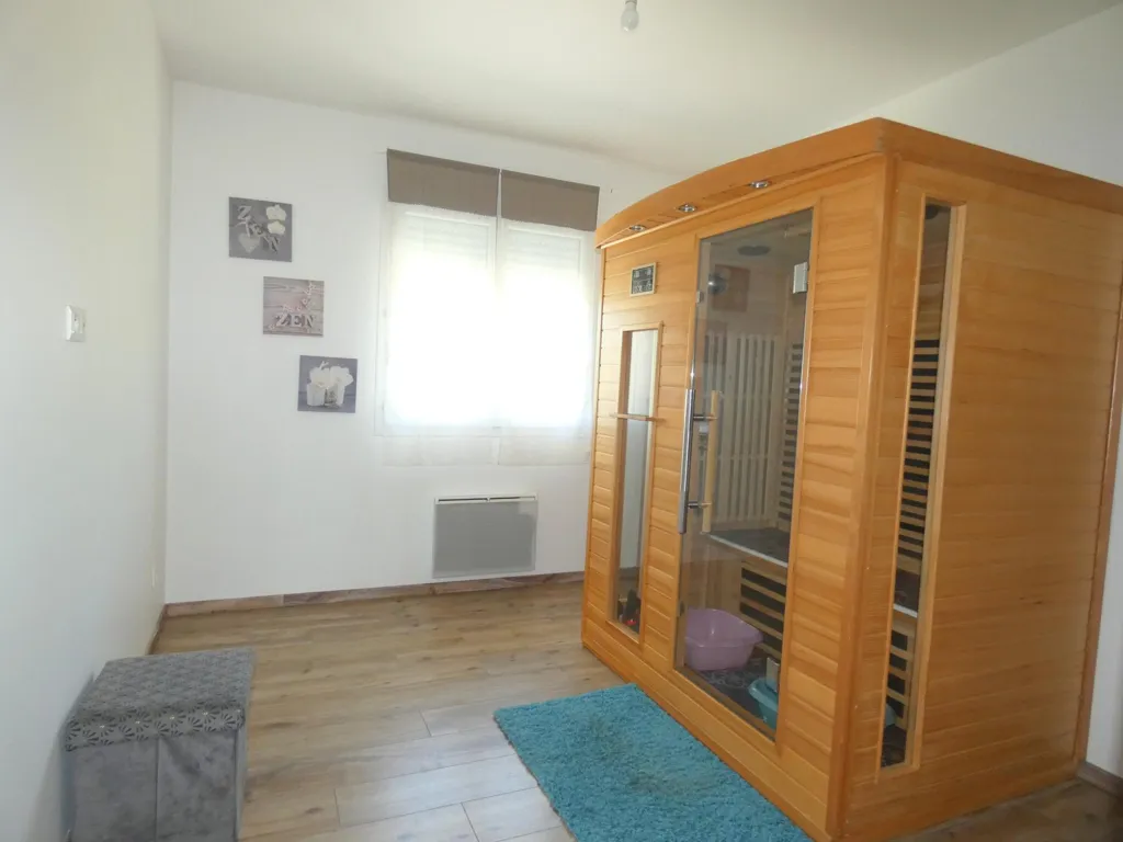 Toad - Modern Villa with Terrace in Saint-Marcel-sur-Aude