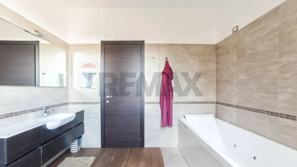 Salles de bain - Panoramic Apartment with Sea View in Montesilvano