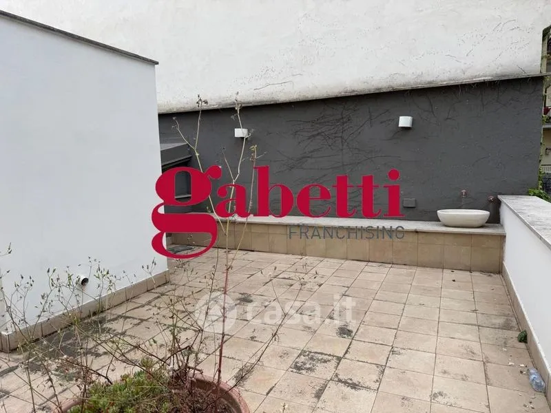Terrass - Fully Rented Apartment with Large Terrace in Caserta