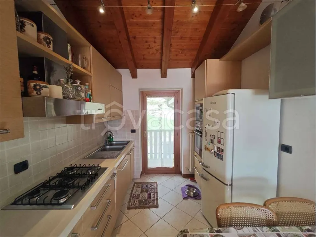 Cuisine - Alpine-Style Apartment with Terraces in Barzio