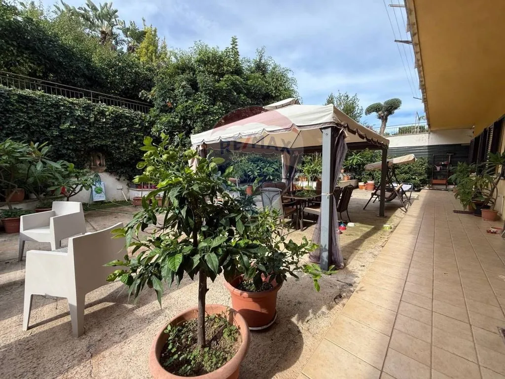 Terrass - Luxury Villa with Pool in Mondello, Palermo