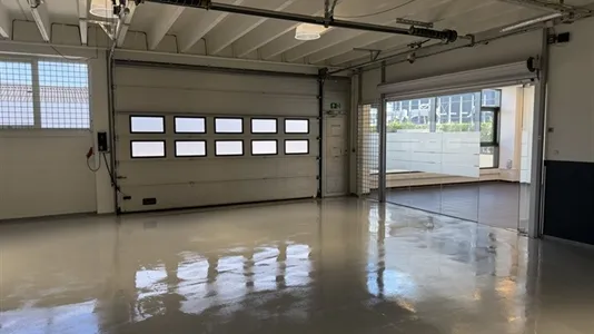 Garage - Warehouse with Office in Albertslund