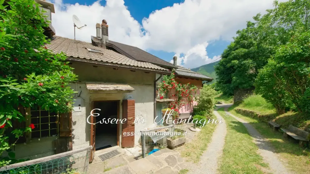 Exterior - House Portion with Mountain View in Fanano