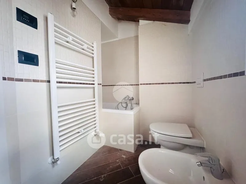 Salles de bain - Historic Studio Apartment in L'Aquila Centre