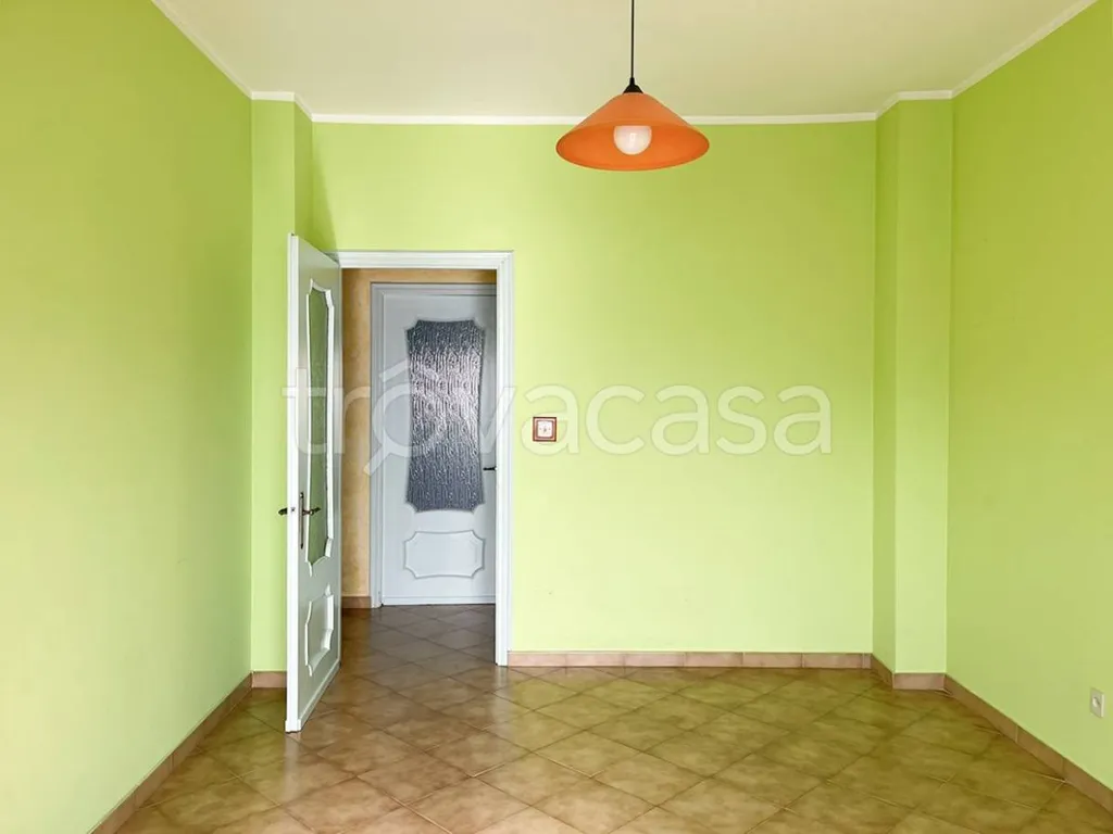 Ingresso - Spacious 4-Bedroom Apartment with Balconies in Piossasco