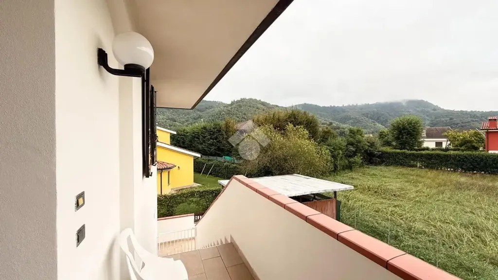 Rõdu - Three-Bedroom Apartment with Private Terrace in Teolo