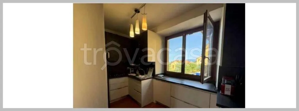 Cucina - Two-Level Apartment with Garden in Monticello Brianza