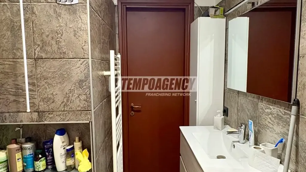 Vannitoad - Two-Level Apartment with Garden in Pieve Emanuele