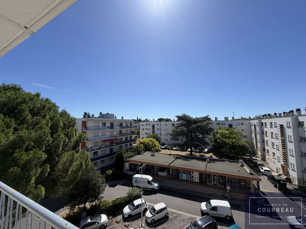 Balcon - Appartement T3 avec terrasse à Arceaux