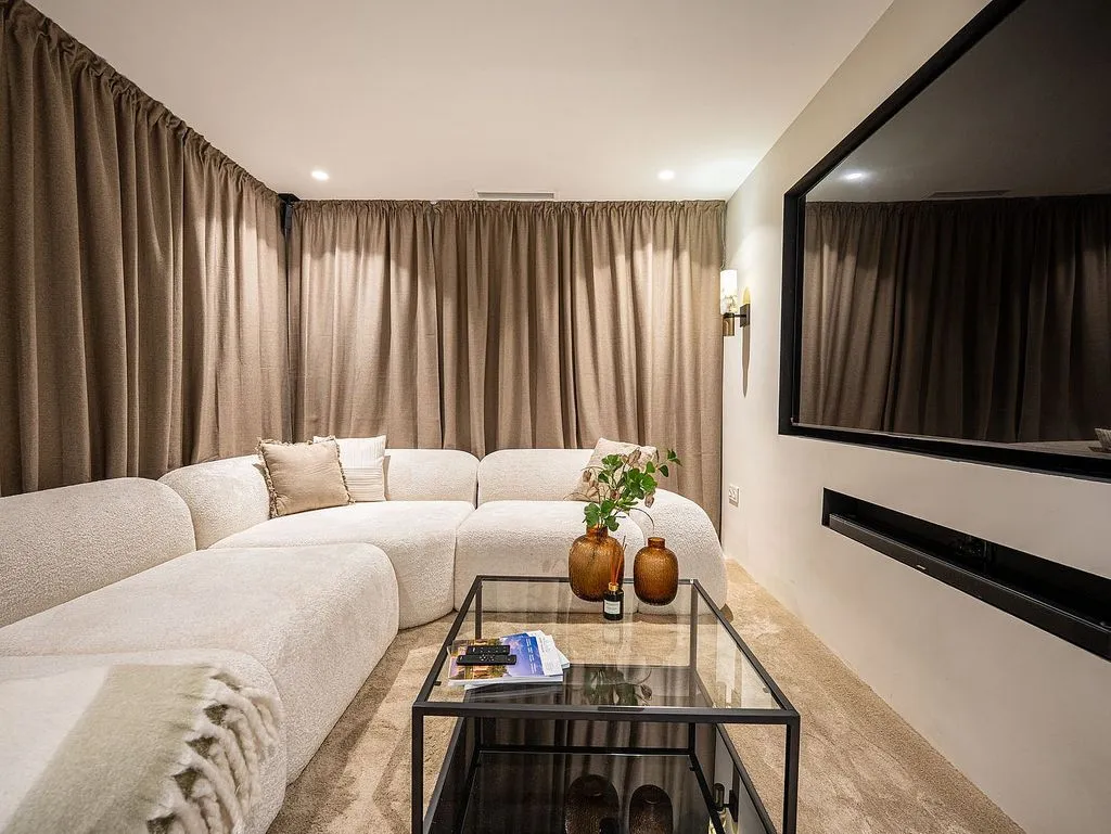 Pièces - Luxury Semidetached House with Pool in Marbella
