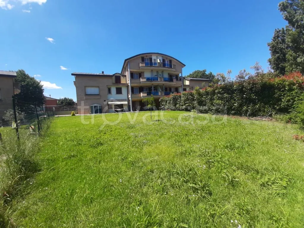 Aed - Ground Floor Apartment with Private Garden in Perugia