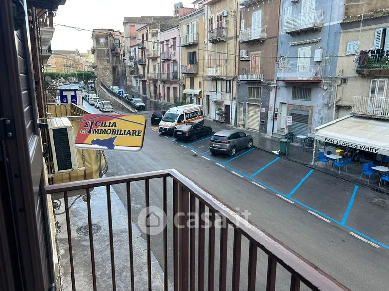 Balcon - Rustic Villa with Balcony in Licata