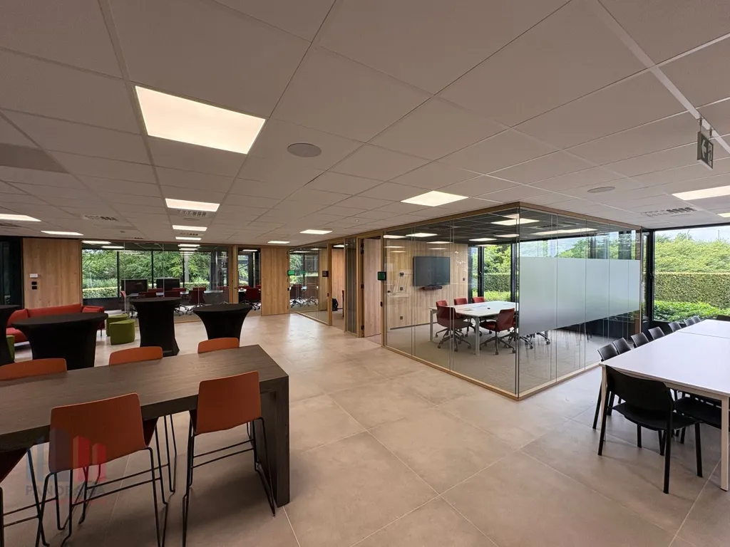 Office - Strategically Located Office Space near E40 in Drongen