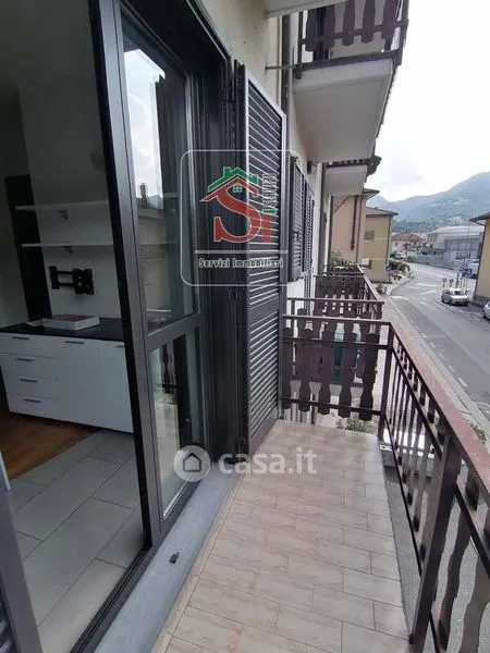 Balcon - Two-Bedroom Apartment in Zogno