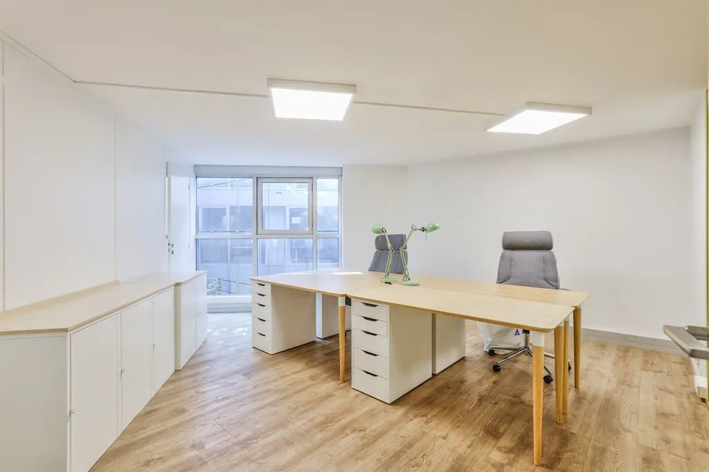 Studio - Office Space with Parking in 5th Arrondissement