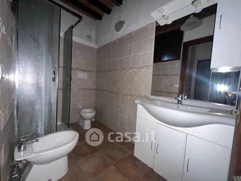 Vannitoad - Tuscan-Style Apartment with Stone Facade in Montescudaio
