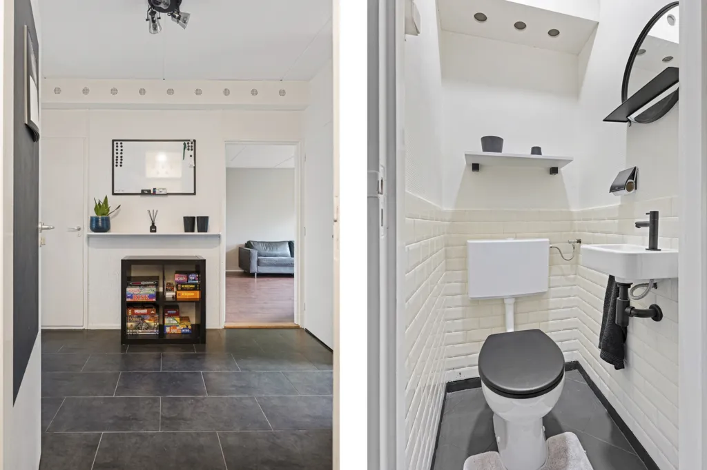 Bathrooms - 3-Bedroom Apartment with Balcony in Assen