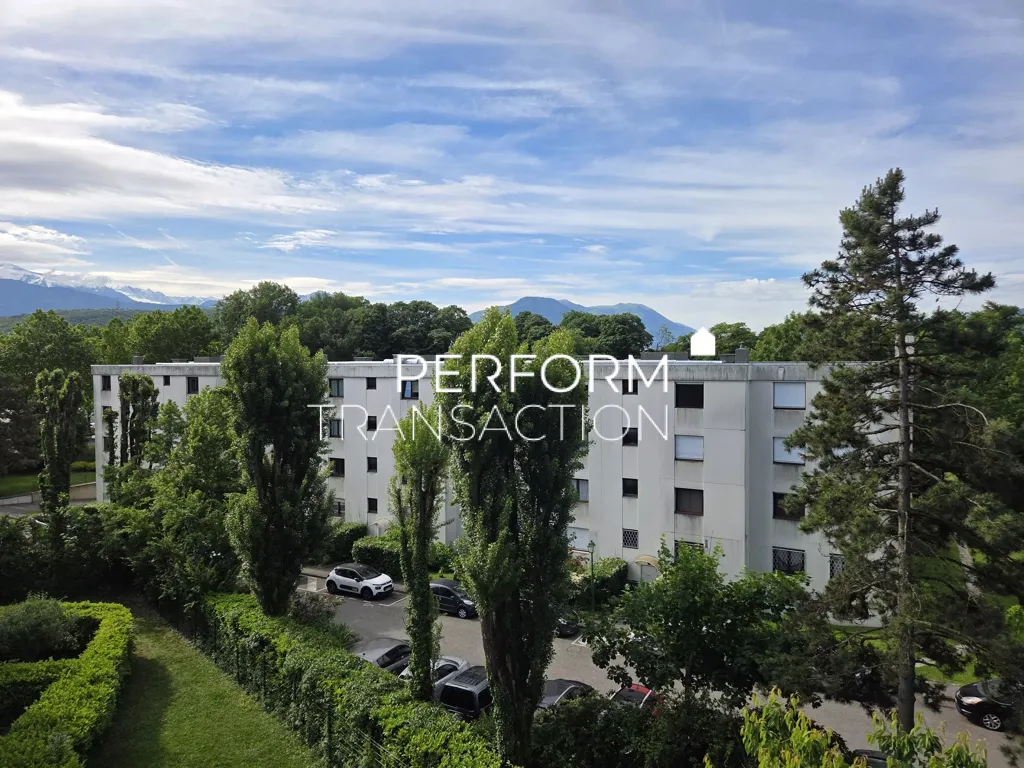Välivaade - Duplex Apartment with Balcony in Échirolles