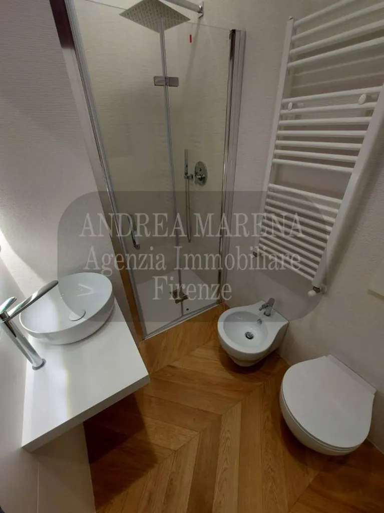 Salles de bain - Fully Furnished Flat with Balcony in Florence