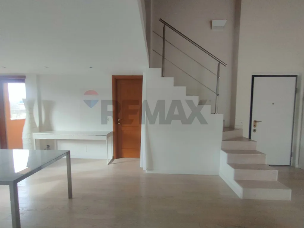 Elutuba - Modern Apartment with Balcony in Scoppito