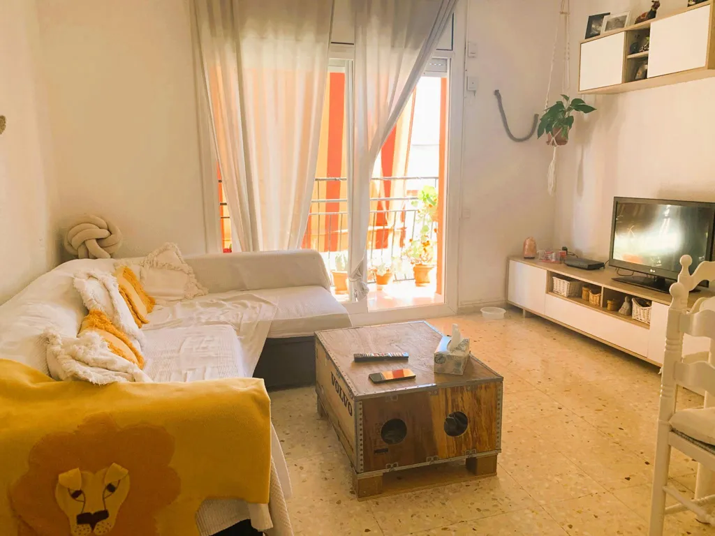 Séjour - Bright Apartment with Balcony in Les Roquetes