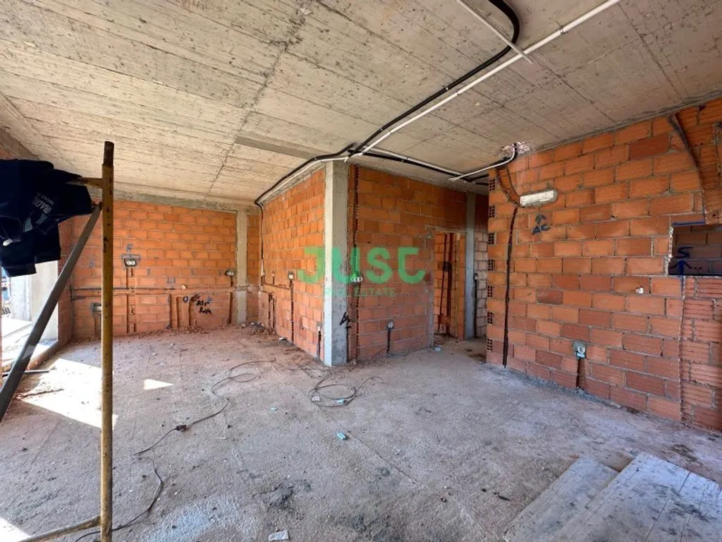 Toad - Detached House with Pool in Seixal
