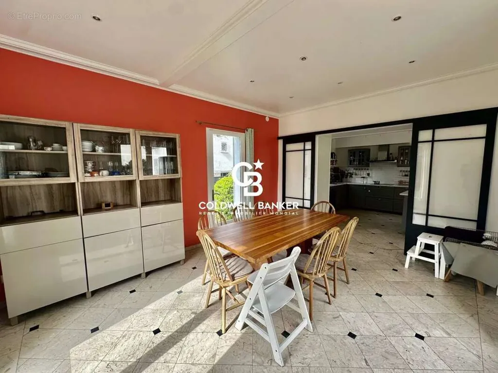 dining_room