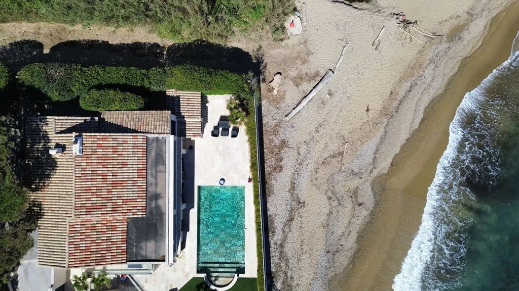 Õhuvaade - Luxury Villa with Beach Access in Saint-Aygulf