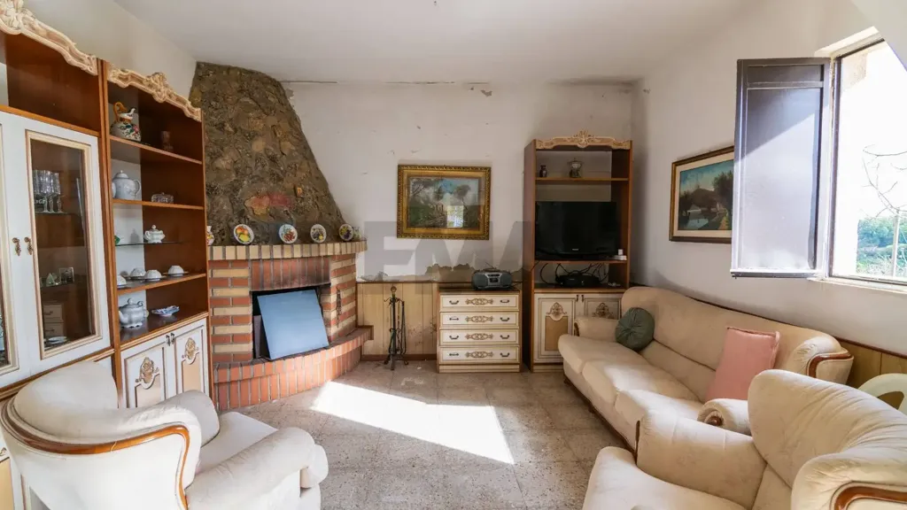 Elutuba - Bifamiliar Villa with Garden in Piazza Armerina