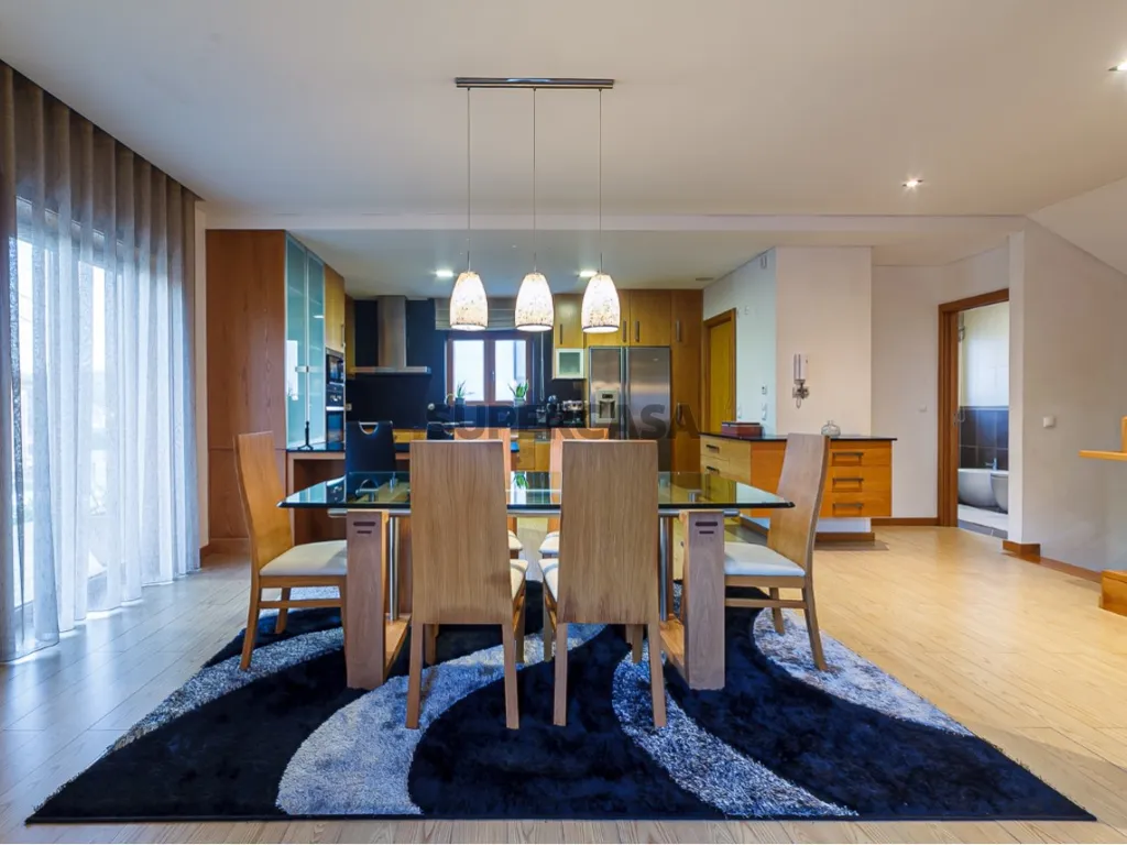 Söögituba - Detached House with Pool in Fiães