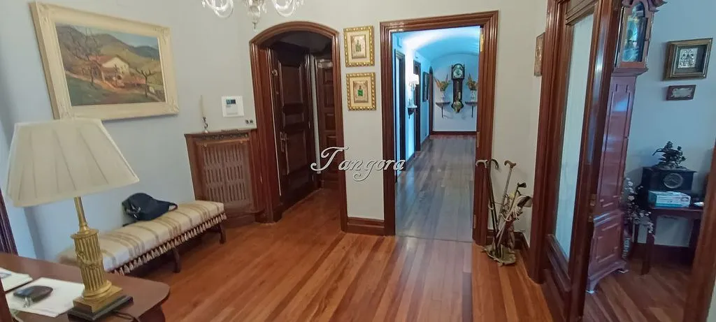 Esik - Apartment with Guggenheim View in Abando