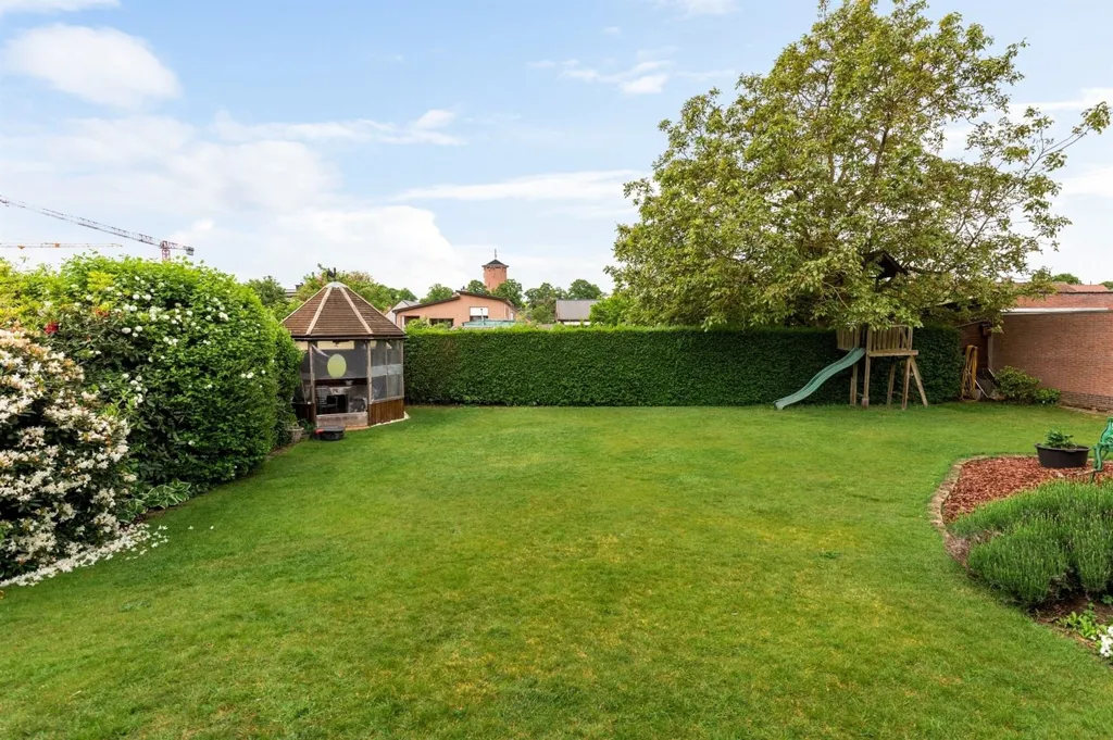 Jardin - Maison avec Terrasse et Garage à Westerlo