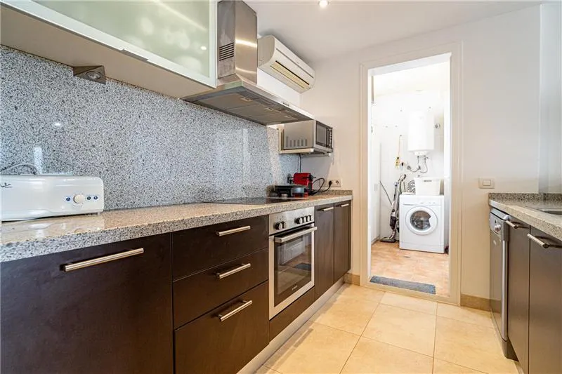 Kitchen - 1-room apartment in Llucmajor