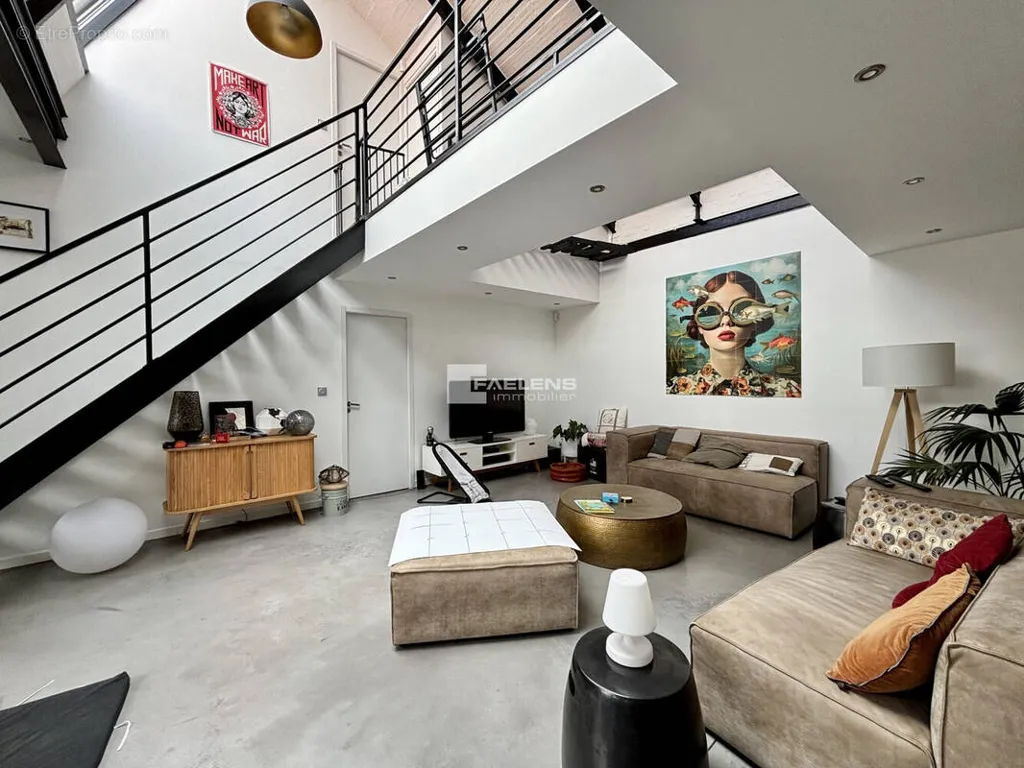 Séjour - Loft Lumineux avec Terrasse près du Parc à Lille