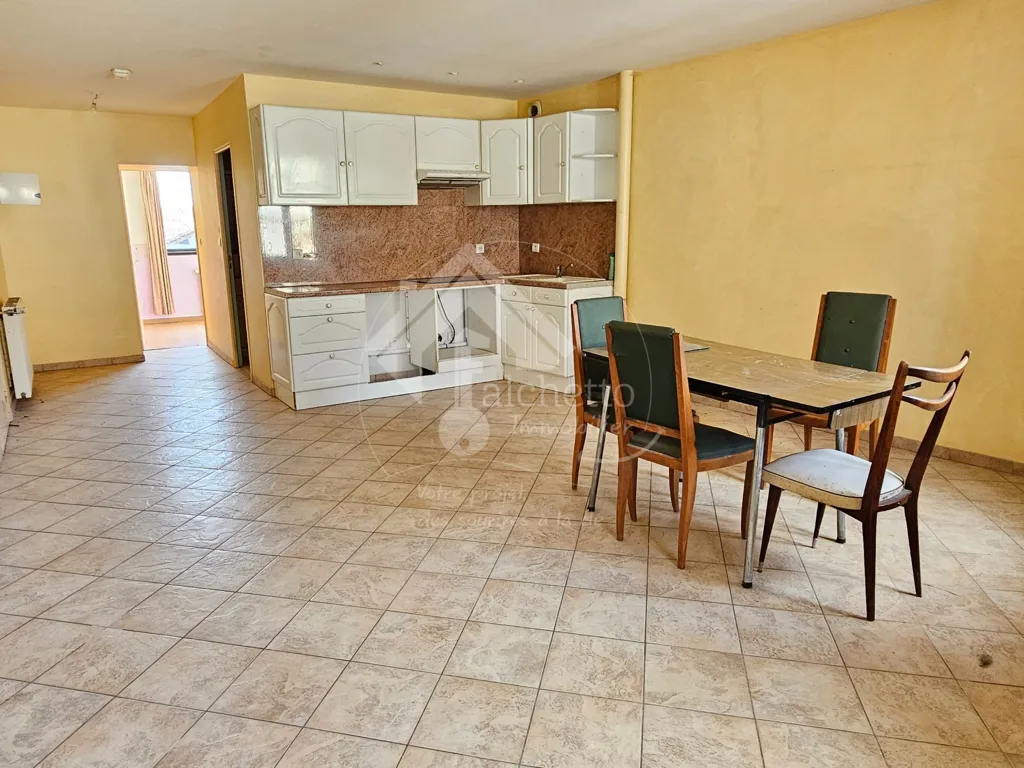 Söögituba - Commercial Property with Development Potential in St Nicolas des Biefs
